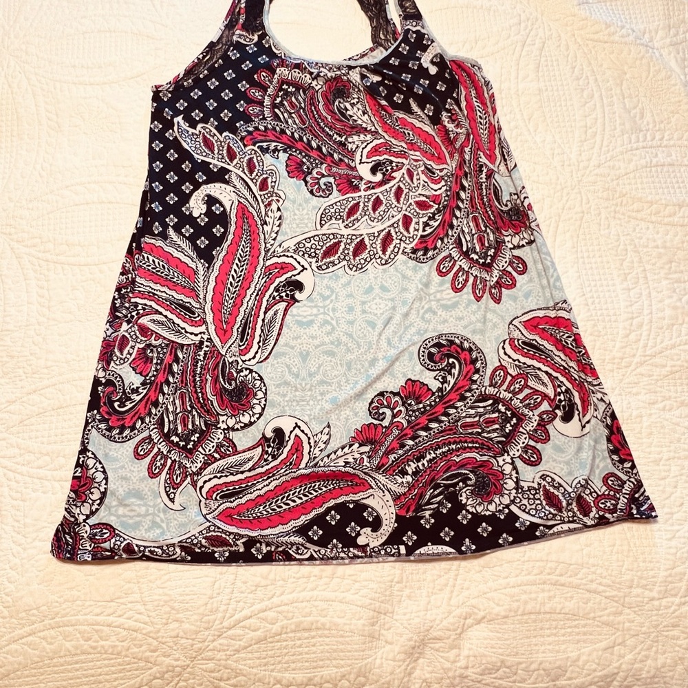 Secret Treasures / ladies sleepwear. Size LG